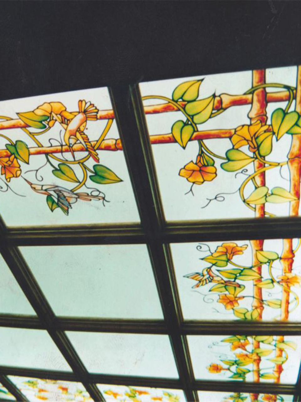 Painted Feature Screen